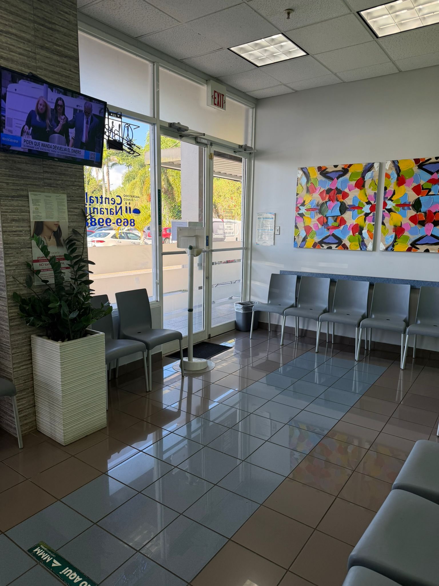 Laboratorio Clínico Central Naranjito(4)